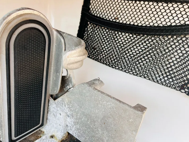 Slide: The Image of Skeeter FX20 2012 - 43