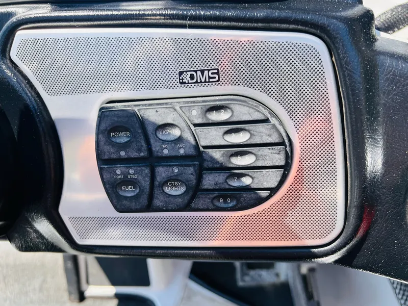 Slide: The Image of Skeeter FX20 2012 - 47