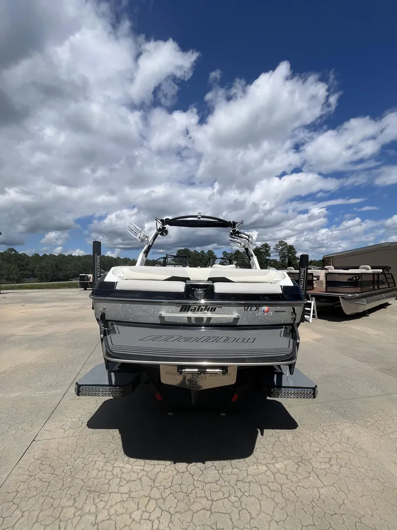 Slide: The Image of Malibu Wakesetter 22 VLX 2015 - 7