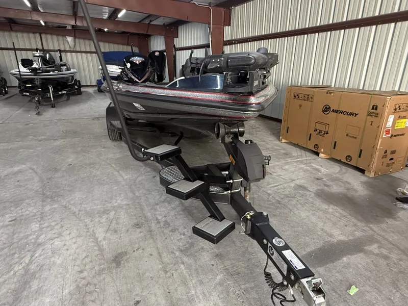 Slide: The Image of Caymas CX 20 PRO 2023 - 5