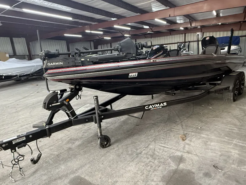 Slide: The Image of Caymas CX 20 PRO 2023 - 6