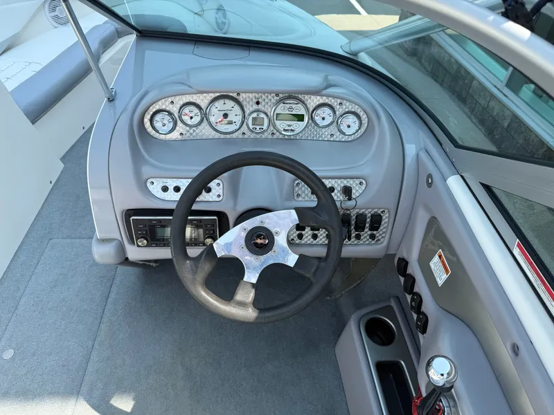 Slide: The Image of MasterCraft MariStar 230 2002 - 11