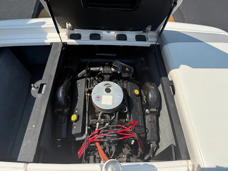 Slide: The Image of MasterCraft MariStar 230 2002 - 21