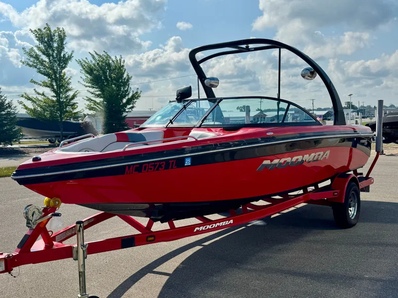 Slide: The Image of Moomba Mobius LSV 2011 - 6