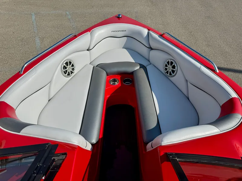 Slide: The Image of Moomba Mobius LSV 2011 - 9