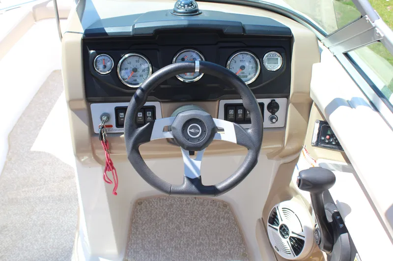 Slide: The Image of Chaparral 216 SSi 2011 - 9