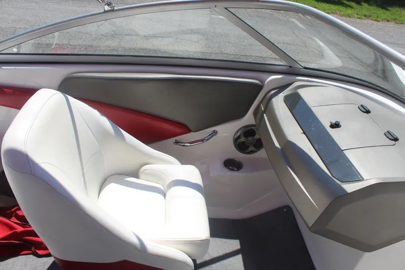 Slide: The Image of Regal 1900 LE 2011 - 11