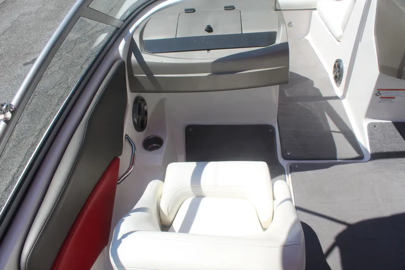 Slide: The Image of Regal 1900 LE 2011 - 12