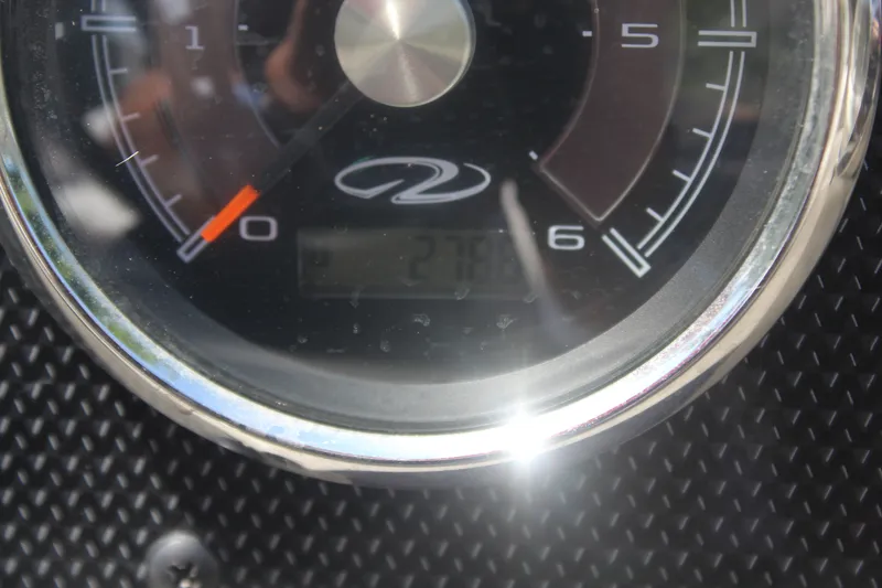 Slide: The Image of Regal 1900 LE 2011 - 19