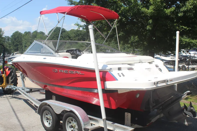 Slide: The Image of Regal 1900 LE 2011 - 3