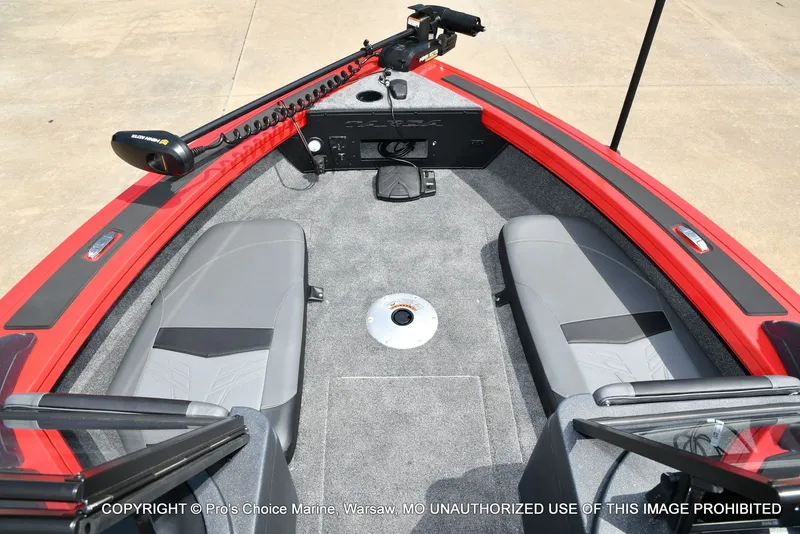 Slide: The Image of Tracker Targa V-19 Combo 2026 - 51