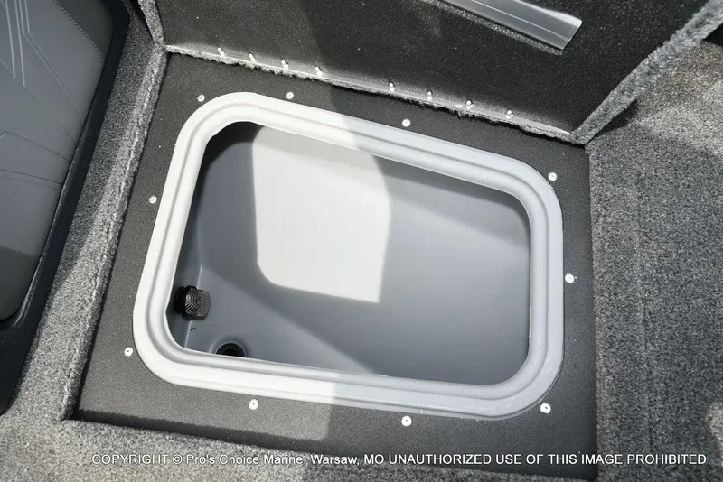 Slide: The Image of Tracker Targa V-19 Combo 2026 - 62