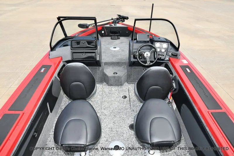 Slide: The Image of Tracker Targa V-19 WT 2026 - 36