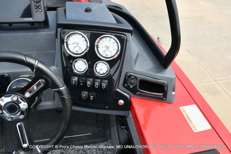 Slide: The Image of Tracker Targa V-19 WT 2026 - 42