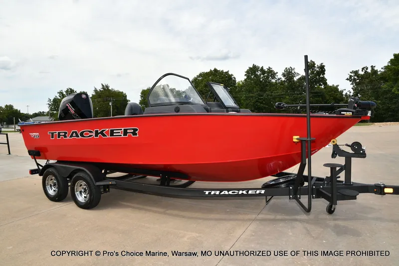 Slide: The Image of Tracker Targa V-19 WT 2026 - 93