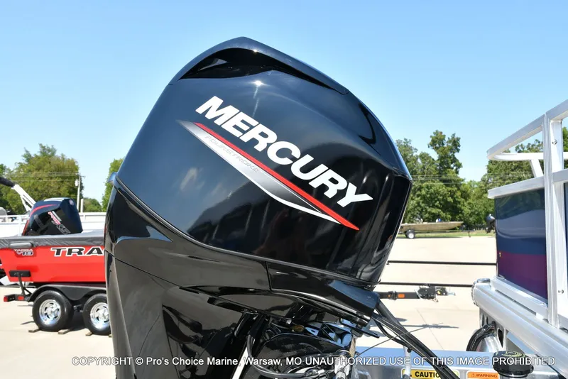 Slide: The Image of Sun Tracker Bass Buggy 18 DLX 2026 - 18