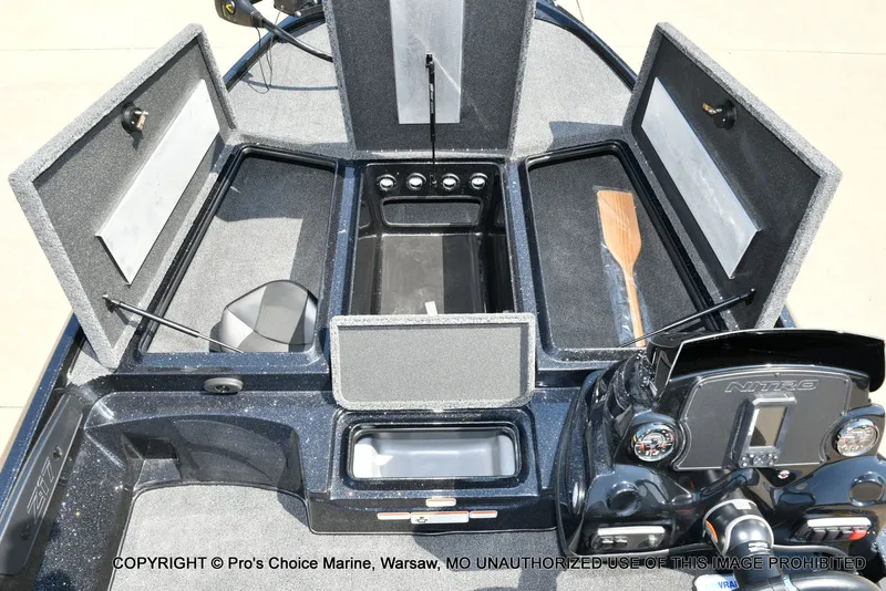 Slide: The Image of Nitro Z17 2026 - 10