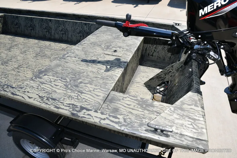 Slide: The Image of Tracker Grizzly 1648 Utility Jon w/25HP Mercury Tiller 2026 - 10