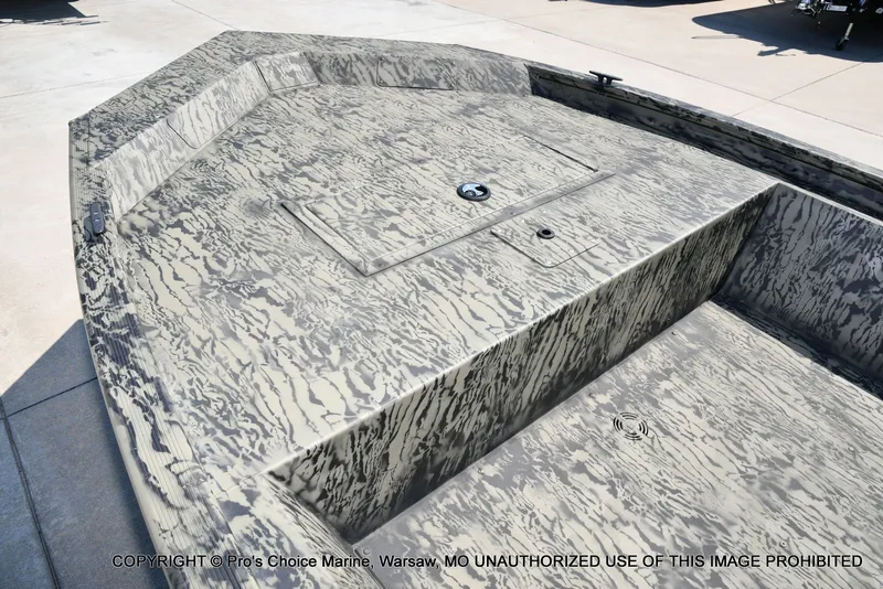 Slide: The Image of Tracker Grizzly 1648 Utility Jon w/25HP Mercury Tiller 2026 - 14