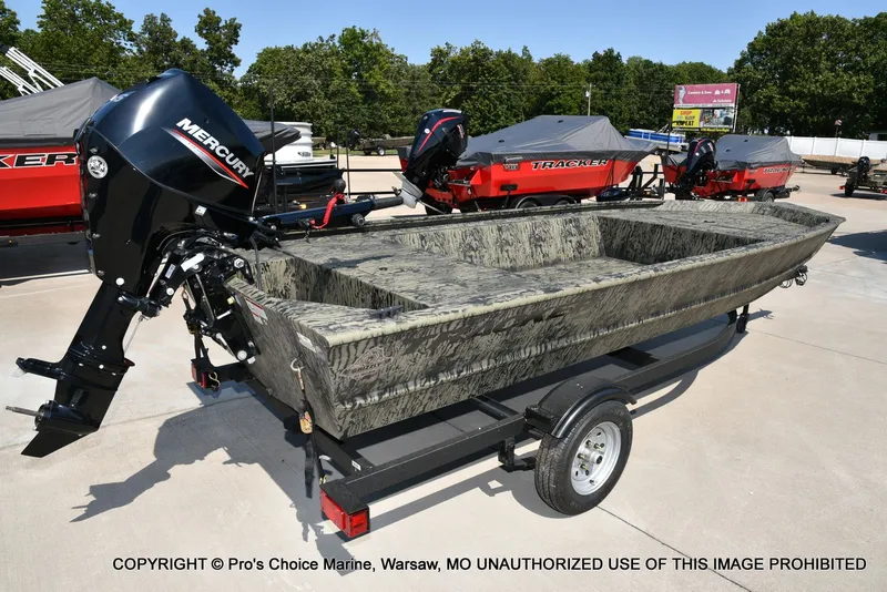 Slide: The Image of Tracker Grizzly 1648 Utility Jon w/25HP Mercury Tiller 2026 - 19