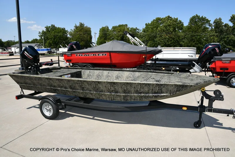 Slide: The Image of Tracker Grizzly 1648 Utility Jon w/25HP Mercury Tiller 2026 - 31