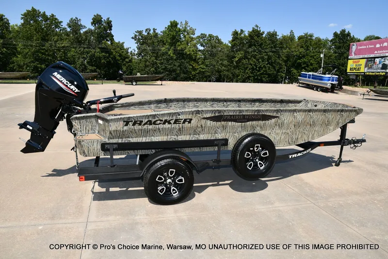 Slide: The Image of Tracker Grizzly 1650 T Prairie Wings Edition w/40HP Mercury Tiller 2026 - 18