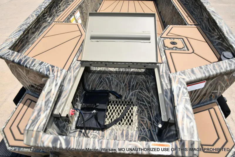 Slide: The Image of Tracker Grizzly 1650 T Prairie Wings Edition w/40HP Mercury Tiller 2026 - 32