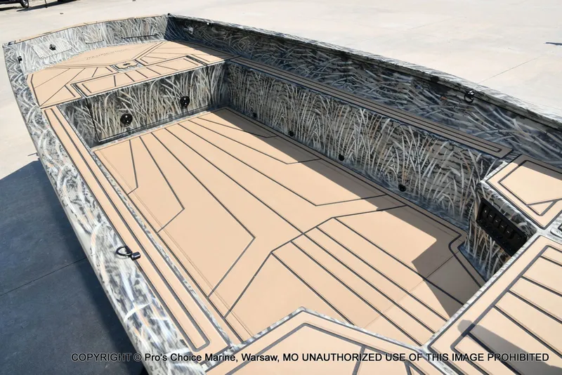 Slide: The Image of Tracker Grizzly 1650 T Prairie Wings Edition w/40HP Mercury Tiller 2026 - 34