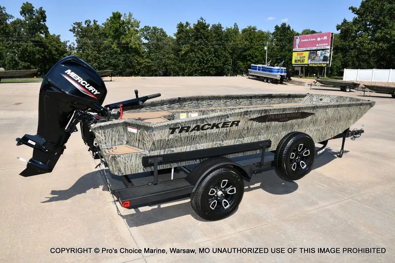 Slide: The Image of Tracker Grizzly 1650 T Prairie Wings Edition w/40HP Mercury Tiller 2026 - 6
