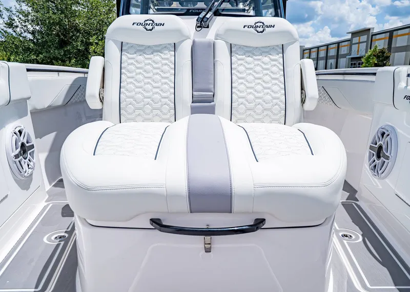 Slide: The Image of Fountain 38 SCX 2026 - 40