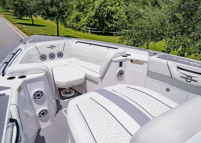 Slide: The Image of Fountain 38 SCX 2026 - 44