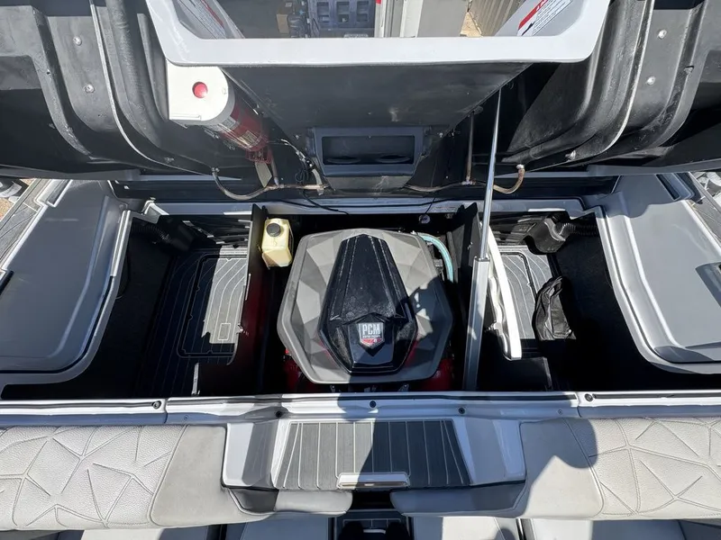 Slide: The Image of Nautique Super Air Nautique G23 Paragon 2022 - 15