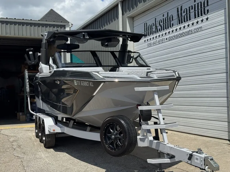 Slide: The Image of Nautique Super Air Nautique G23 Paragon 2022 - 2