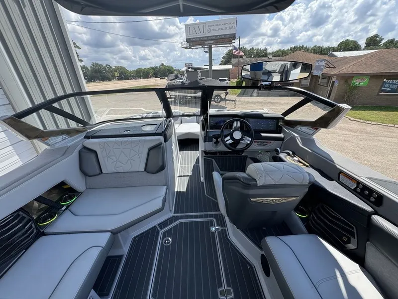 Slide: The Image of Nautique Super Air Nautique G23 Paragon 2022 - 5