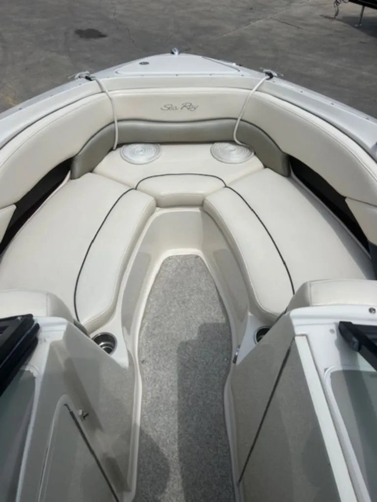 Slide: The Image of Sea Ray 240 Select 2005 - 15