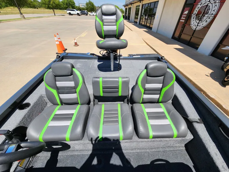 Slide: The Image of Ranger RT188P 2022 - 12