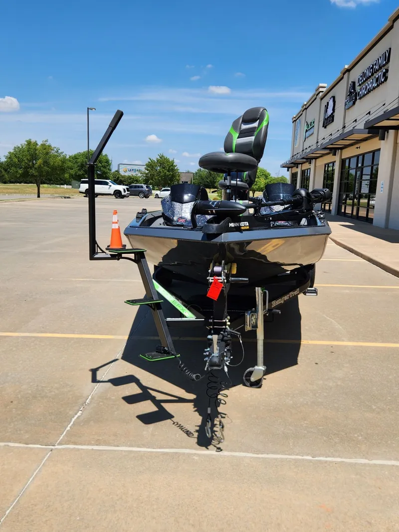 Slide: The Image of Ranger RT188P 2022 - 3