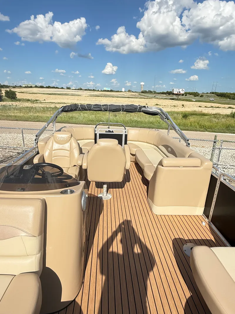 Slide: The Image of Harris Cruiser 200 2015 - 11