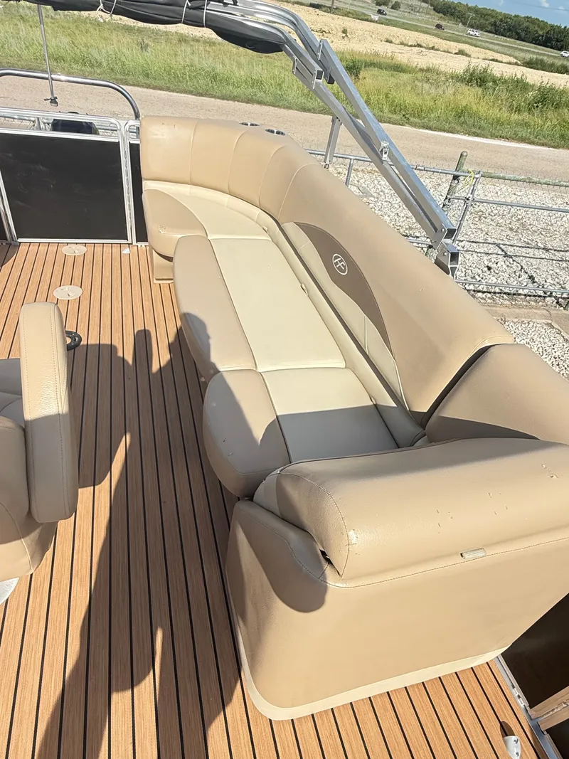 Slide: The Image of Harris Cruiser 200 2015 - 13