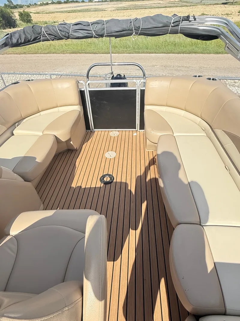 Slide: The Image of Harris Cruiser 200 2015 - 15