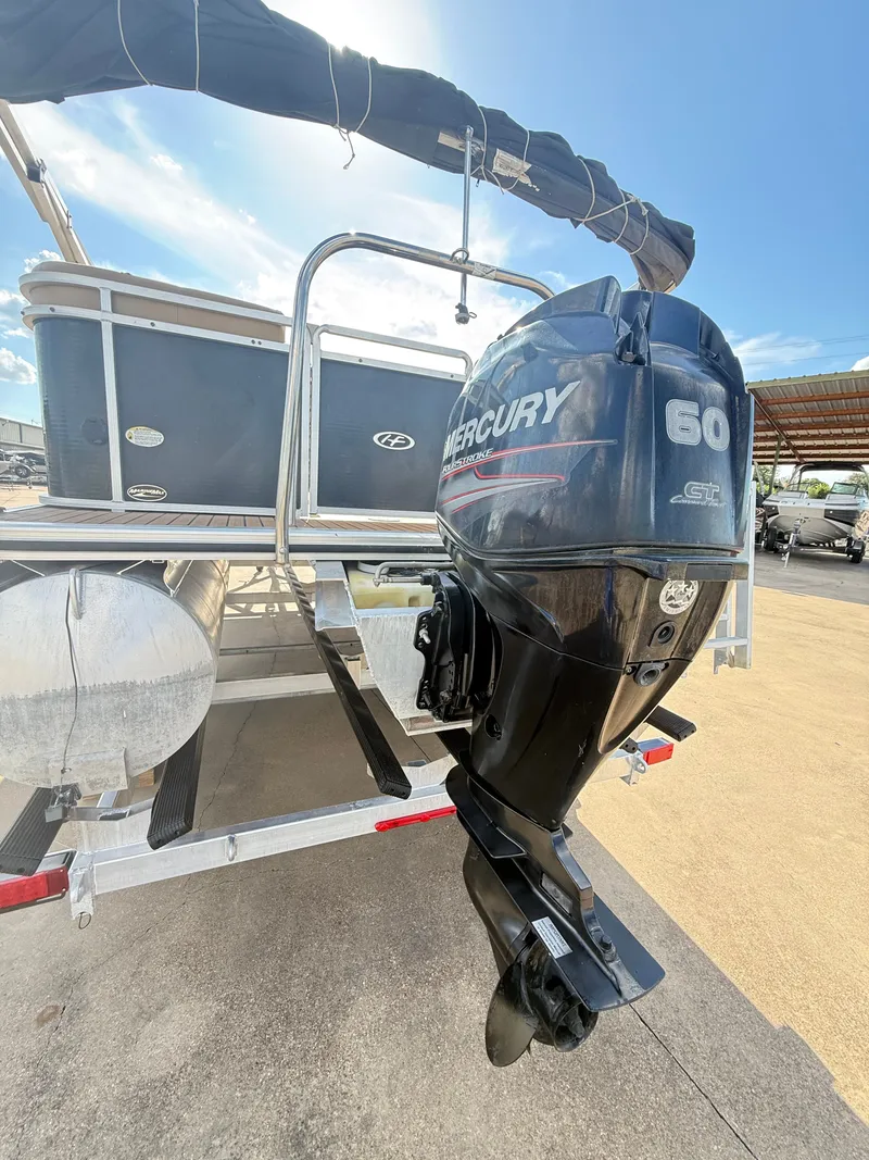 Slide: The Image of Harris Cruiser 200 2015 - 5