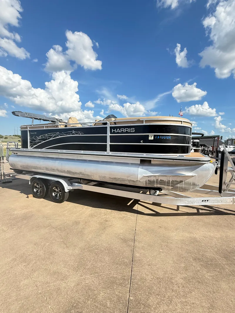 Slide: The Image of Harris Cruiser 200 2015 - 9