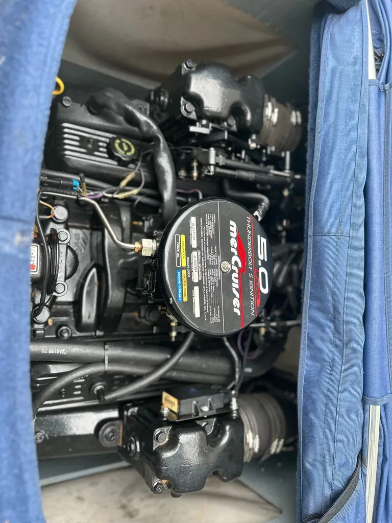 Slide: The Image of Sea Ray 190 Signature 1999 - 16