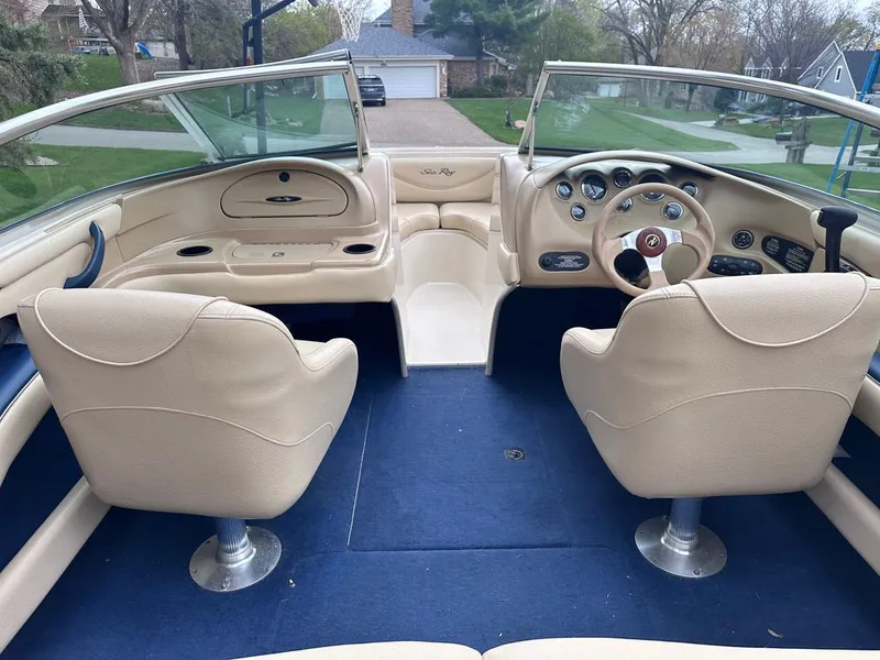 Slide: The Image of Sea Ray 190 Signature 1999 - 5