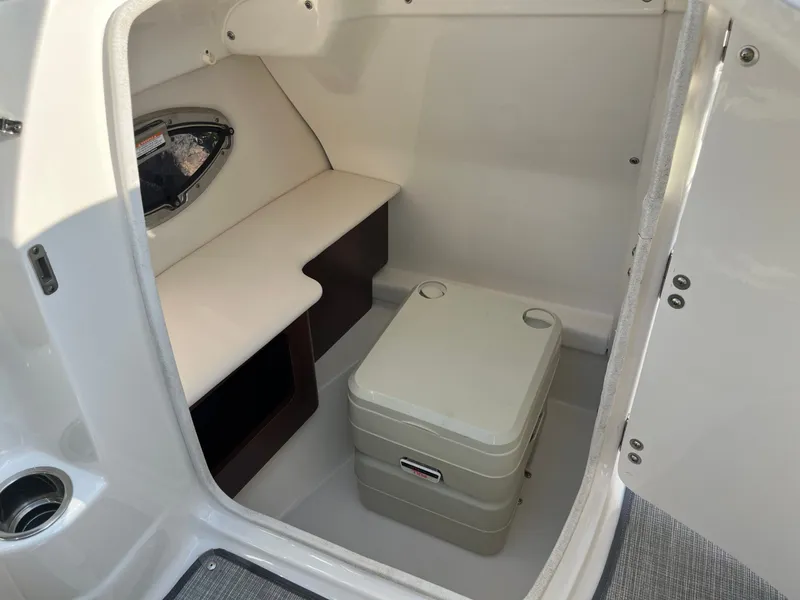 Slide: The Image of Chaparral 224 Sunesta 2016 - 11