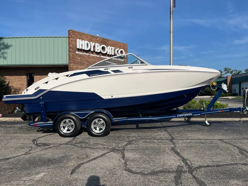 Slide: The Image of Chaparral 224 Sunesta 2016 - 3