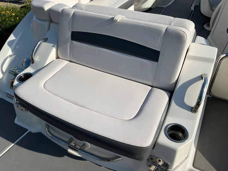 Slide: The Image of Chaparral 224 Sunesta 2016 - 5