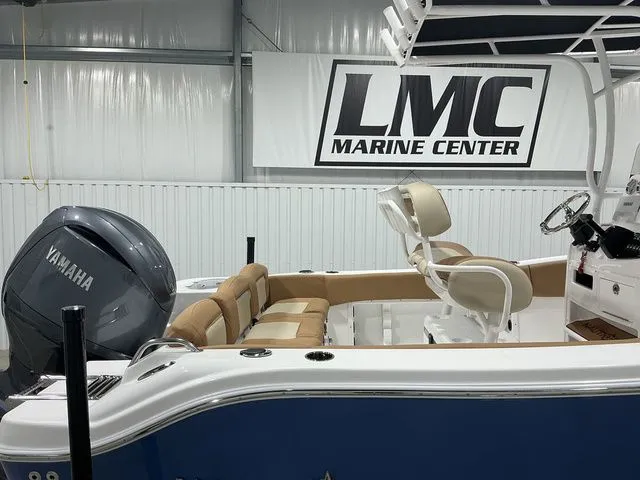 Slide: The Image of NauticStar 212 Legacy 2026 - 16