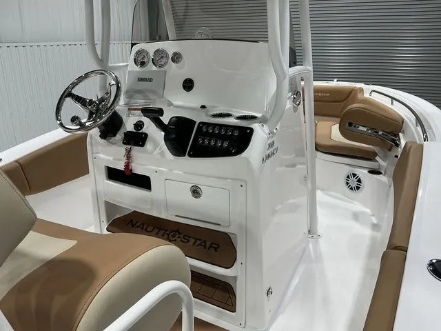 Slide: The Image of NauticStar 212 Legacy 2026 - 24