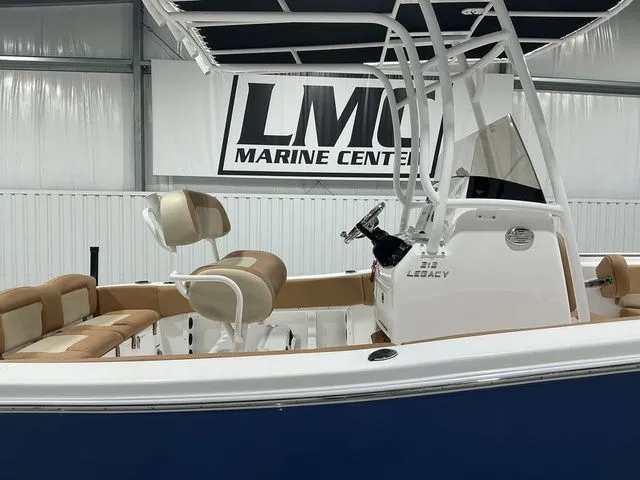 Slide: The Image of NauticStar 212 Legacy 2026 - 7